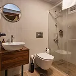Casa Maria Hotel *