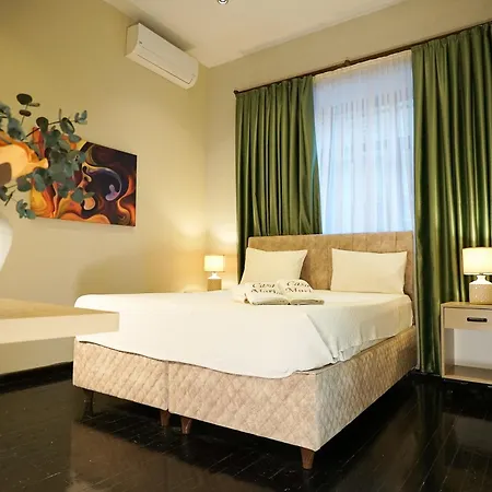 Casa Maria Hotel *