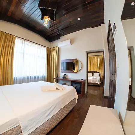 Hotel Casa Maria *